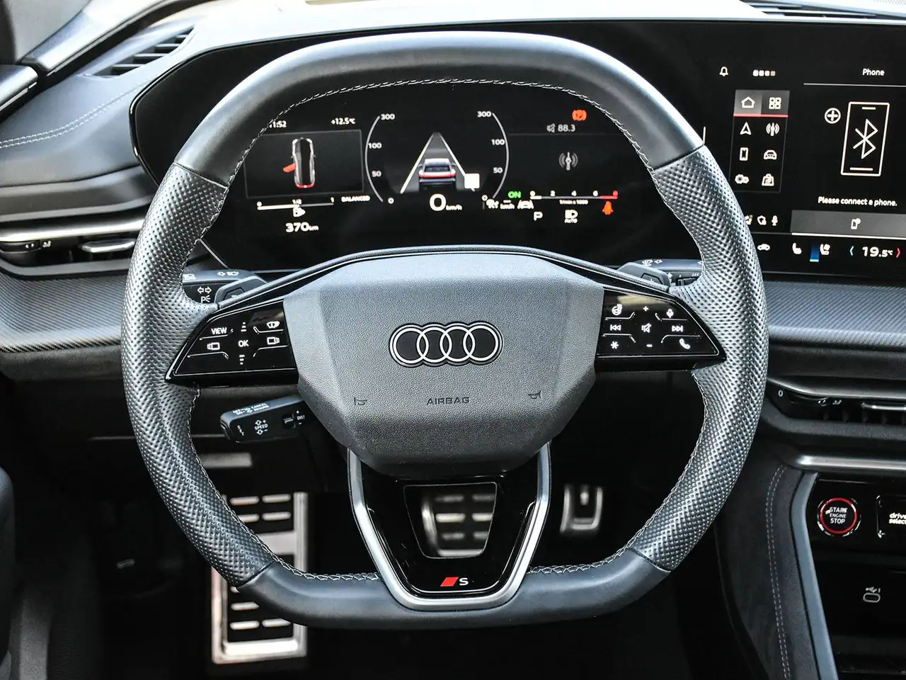 Audi SQ5 - Image 21