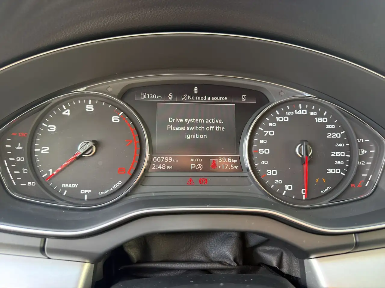 Audi Q5 - Image 35