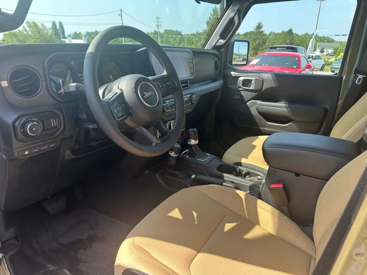 Jeep Wrangler - Image 11