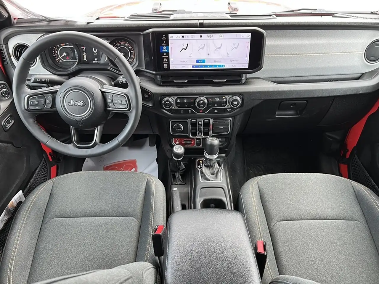 Jeep Wrangler - Image 10