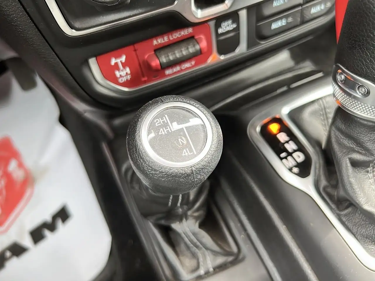 Jeep Wrangler - Image 17
