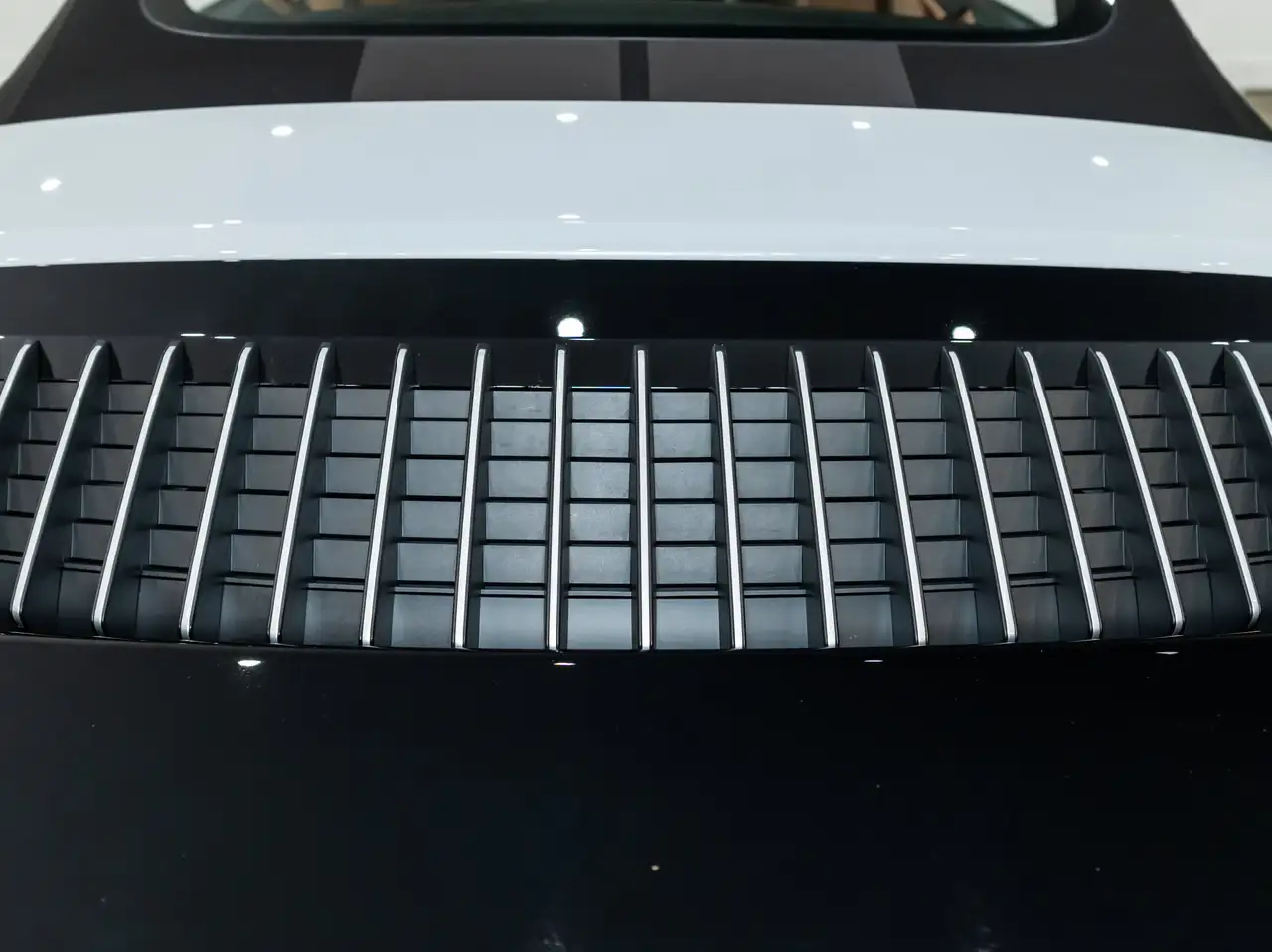Porsche 911 - Image 19
