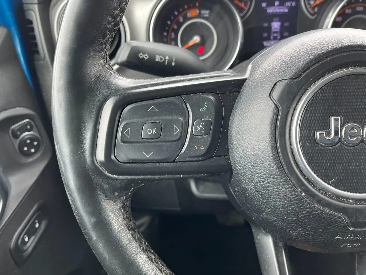 Jeep Wrangler - Image 26