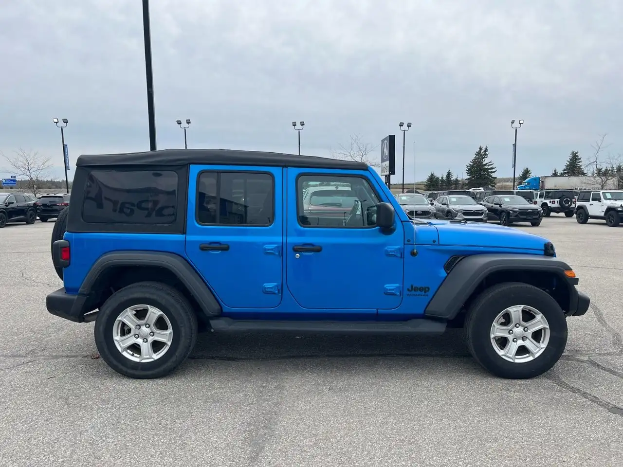 Jeep Wrangler - Image 5