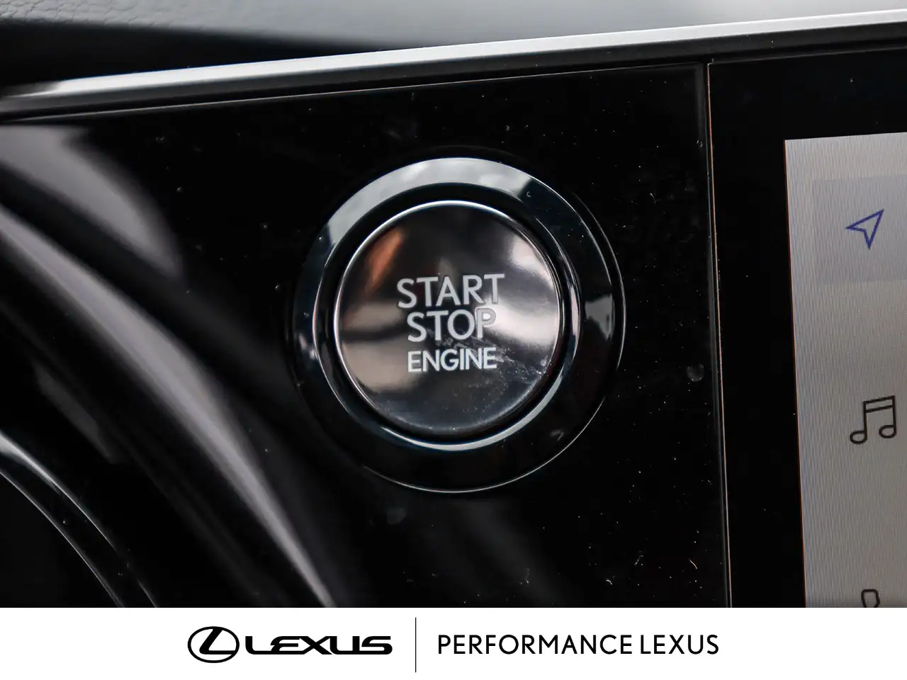 Lexus RX - Image 26