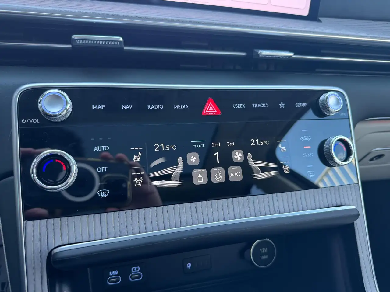 Genesis GV80 - Image 25