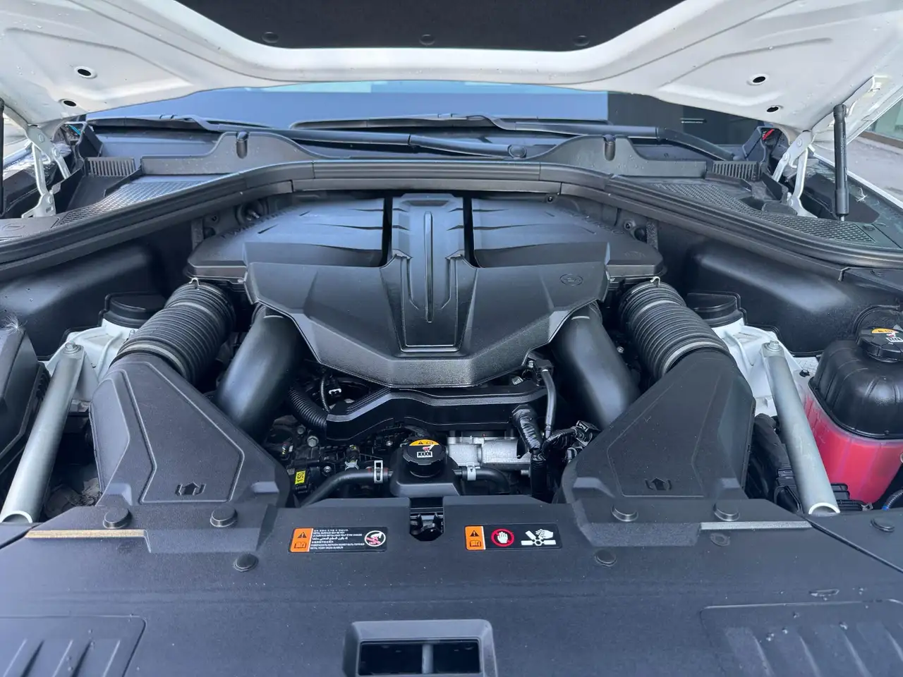 Genesis GV80 - Image 11