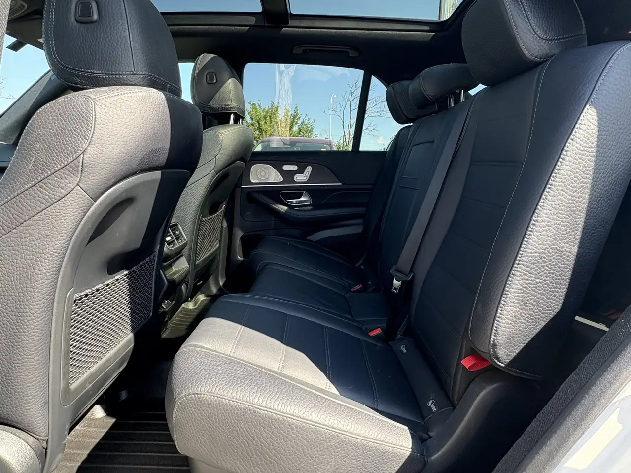 Mercedes-Benz GLE - Image 30