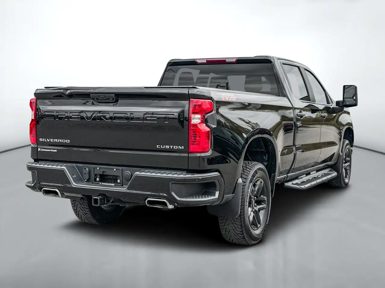 Chevrolet Silverado 1500 - Image 3