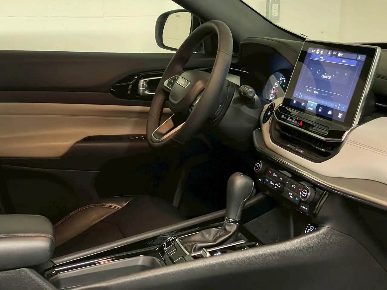 Jeep Compass - Image 19