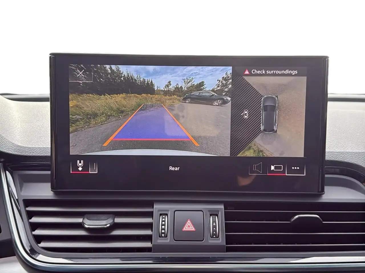 Audi Q5 - Image 16