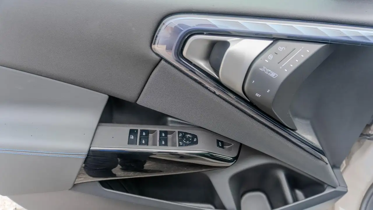 BMW X3 - Image 7