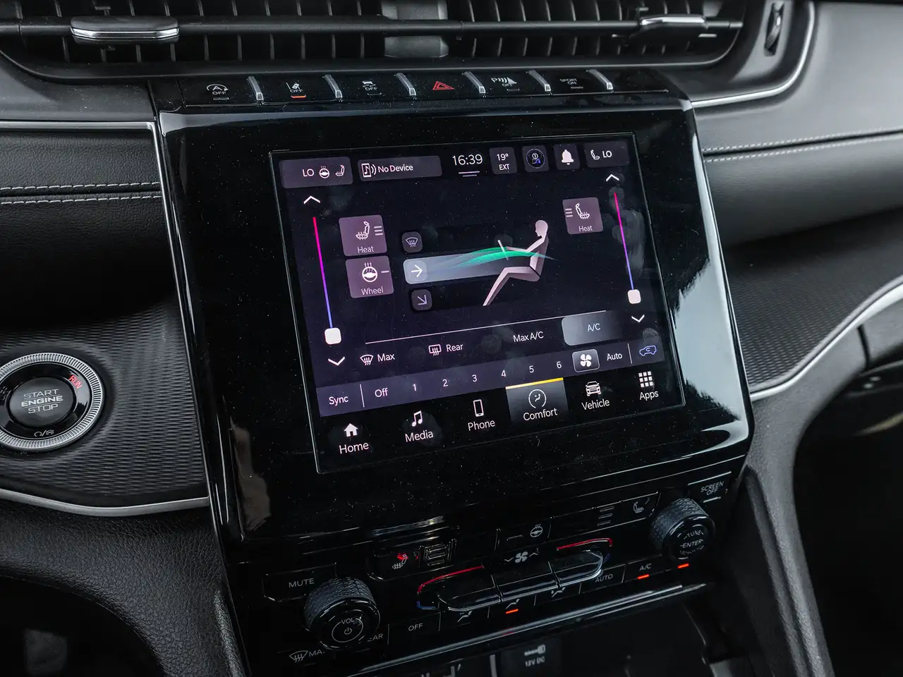 Jeep Grand Cherokee - Image 21