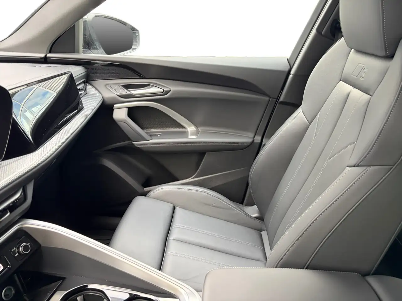 Audi Q5 - Image 37