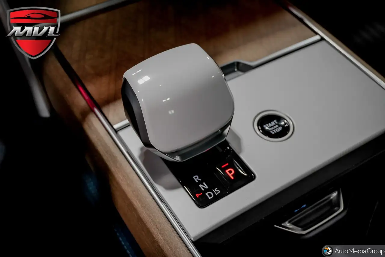 Land Rover Range Rover - Image 32
