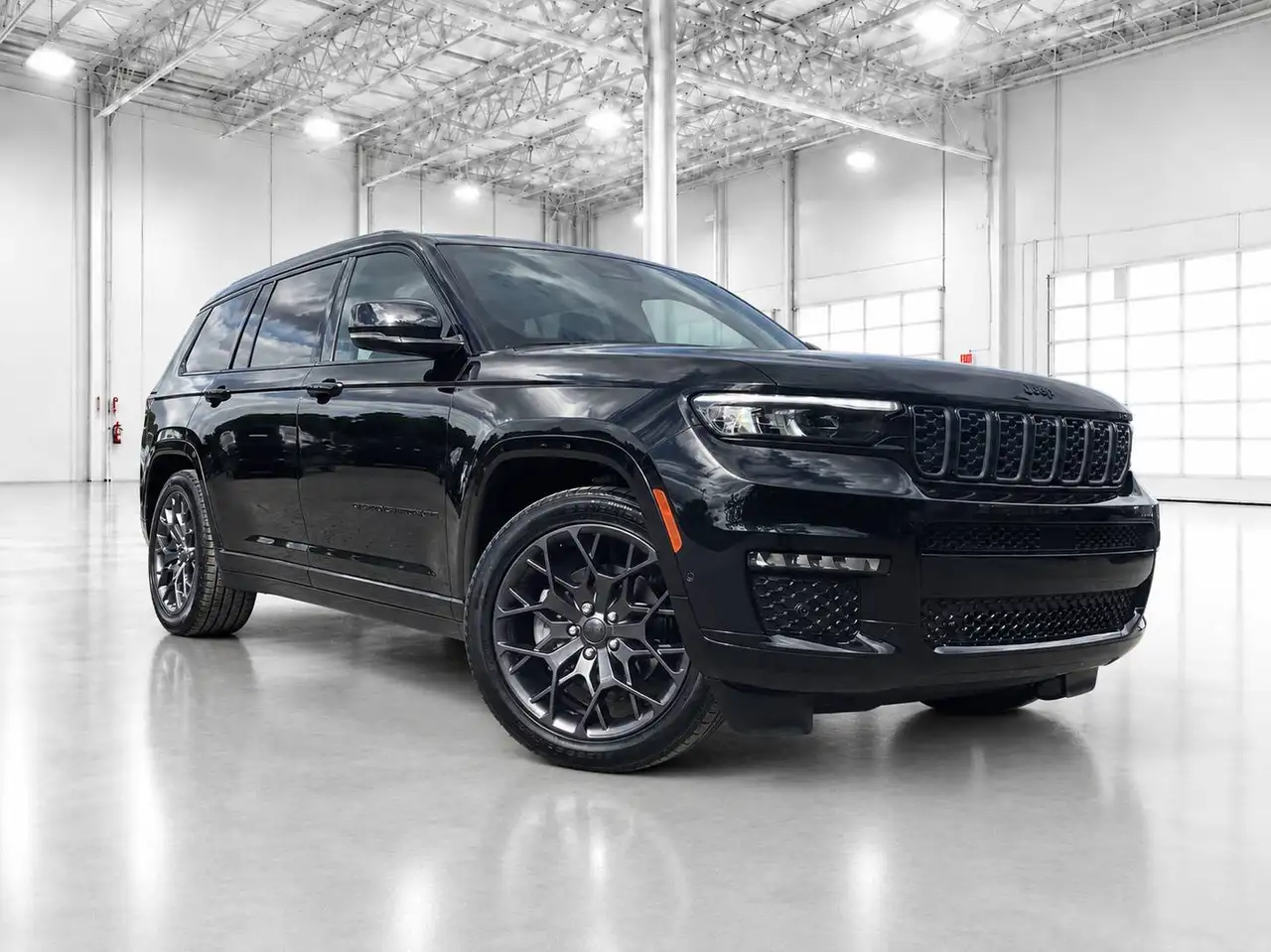 Jeep Grand Cherokee - Image 2