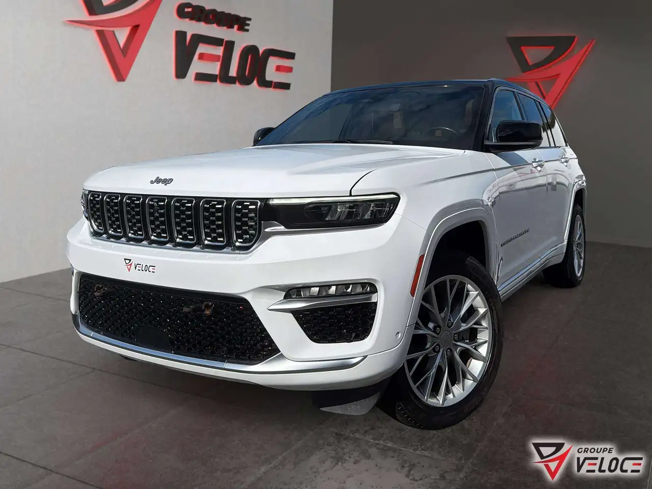 Jeep Grand Cherokee - Image 1