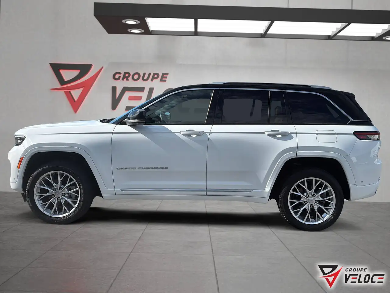 Jeep Grand Cherokee - Image 9