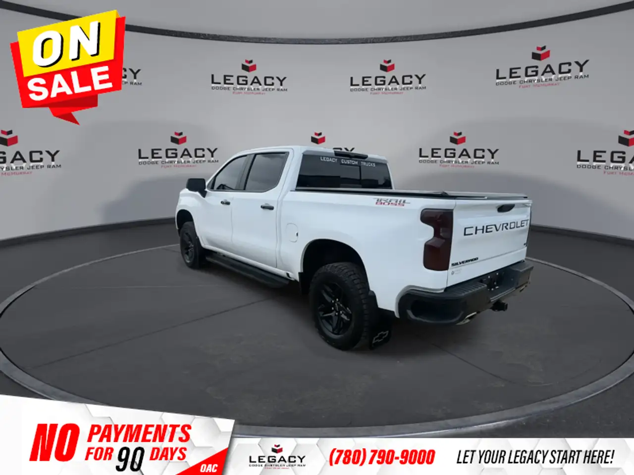 Chevrolet Silverado 1500 - Image 8
