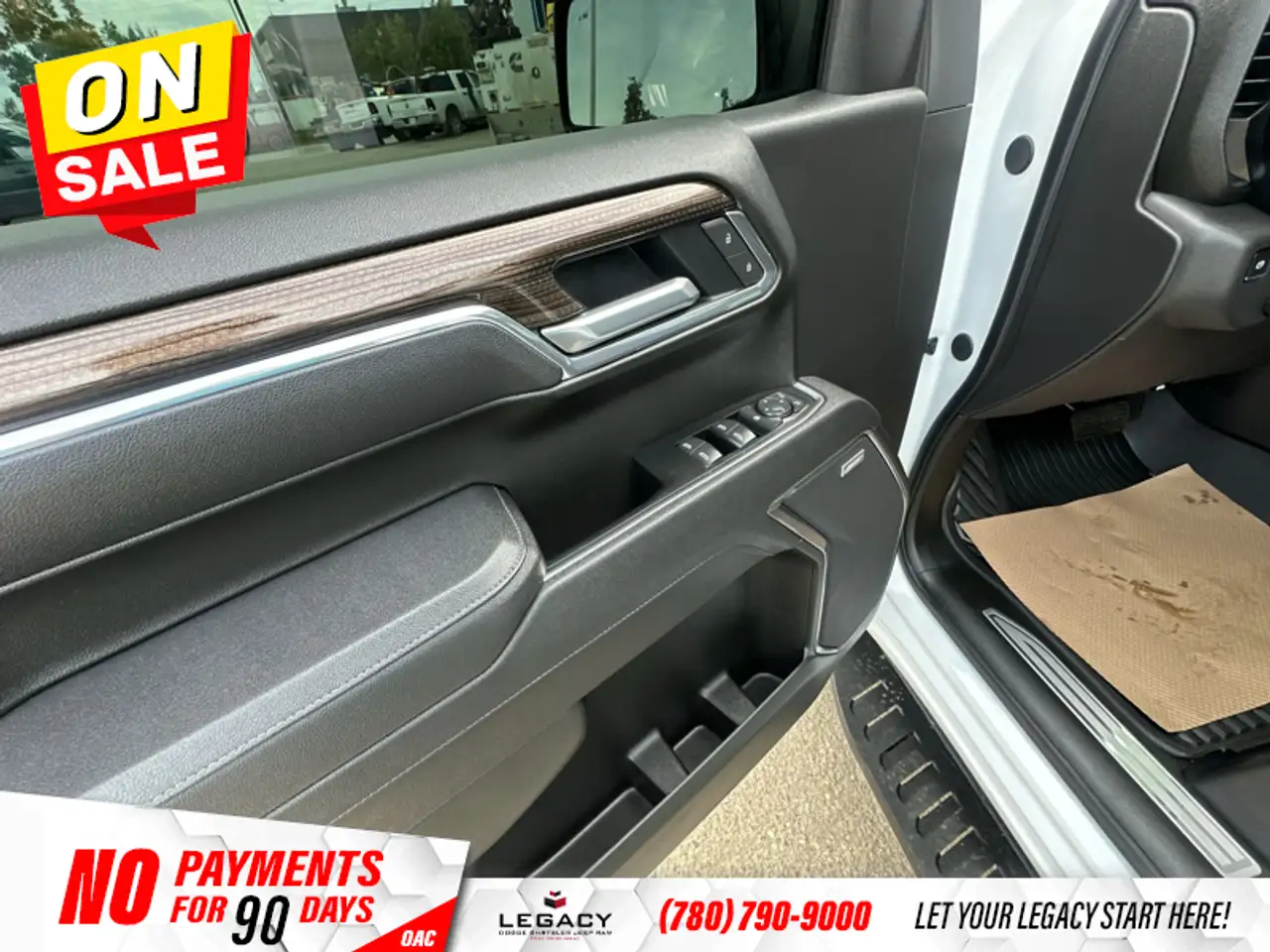 Chevrolet Silverado 1500 - Image 15