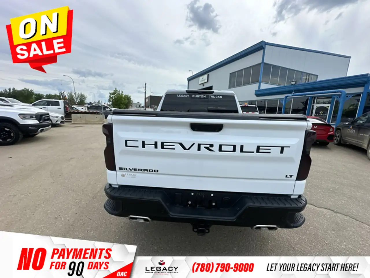 Chevrolet Silverado 1500 - Image 19