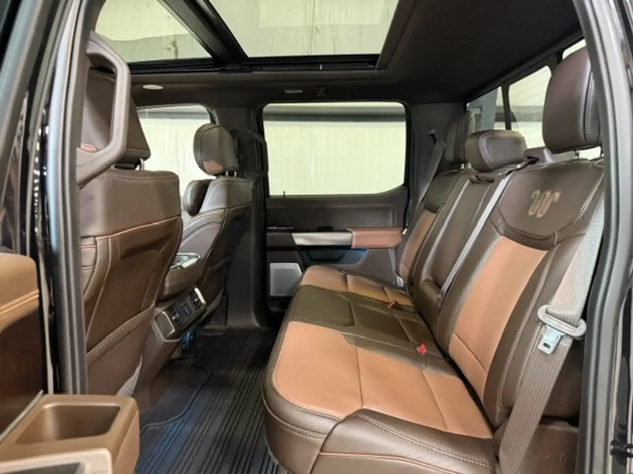 Ford F-150 - Image 18