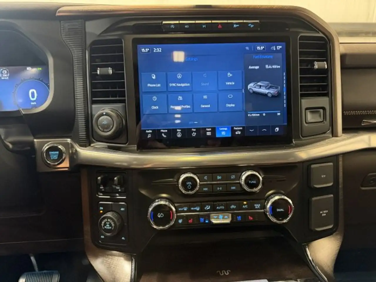Ford F-150 - Image 12