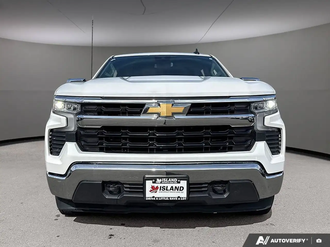 Chevrolet Silverado 1500 - Image 9