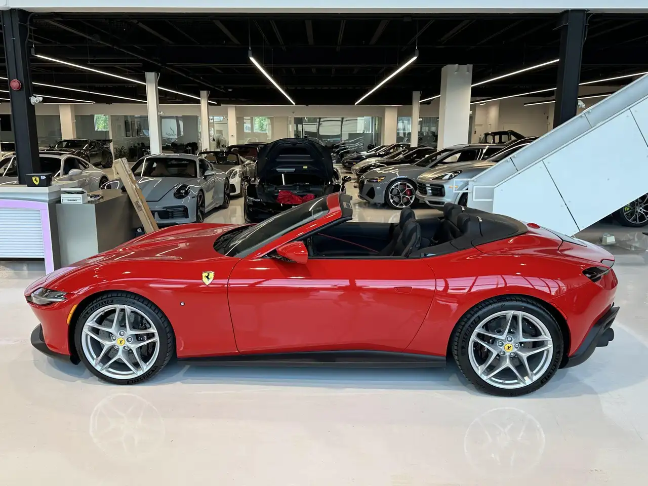 Ferrari Roma - Image 6