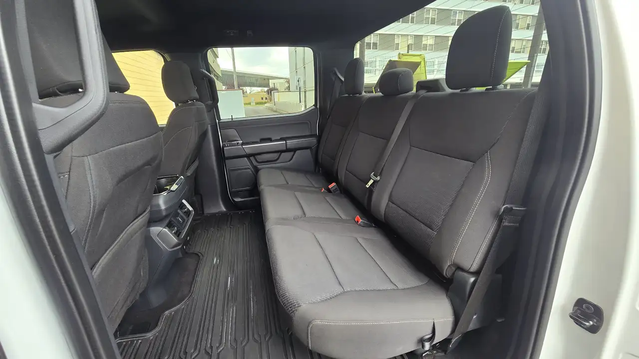 Ford F-150 - Image 17