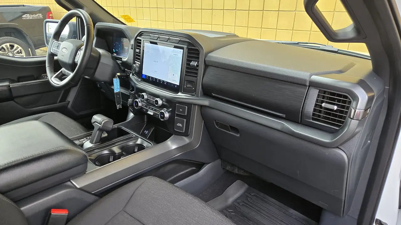 Ford F-150 - Image 9