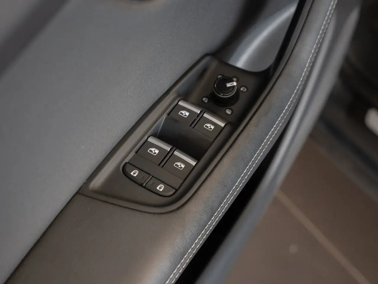 Audi Q8 - Image 15