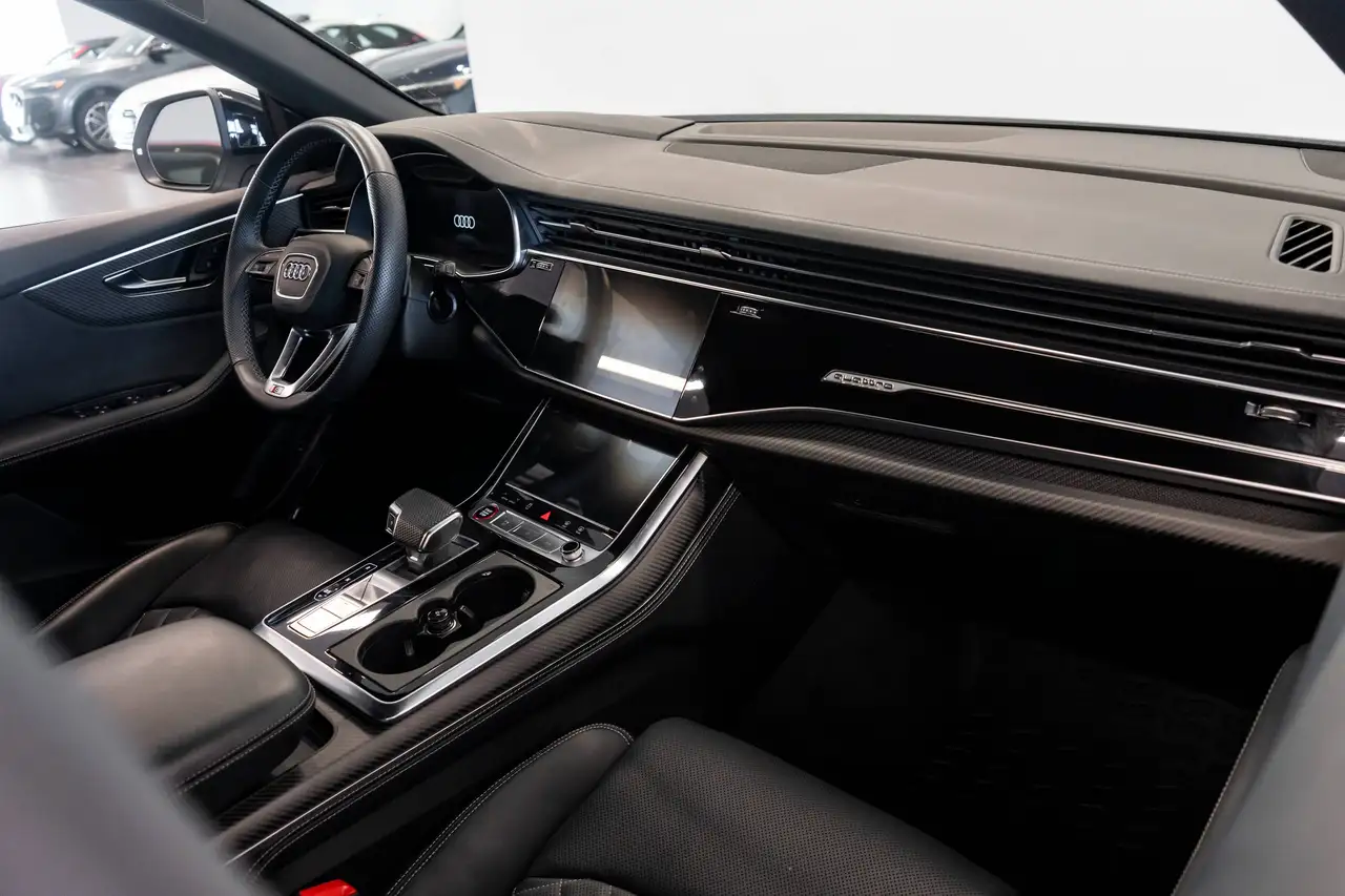 Audi SQ8 - Image 5