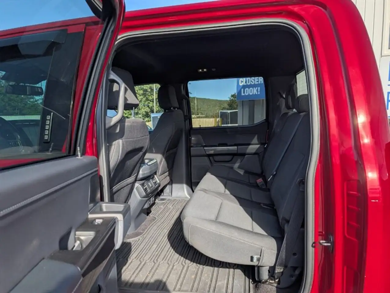 Ford F-150 - Image 11