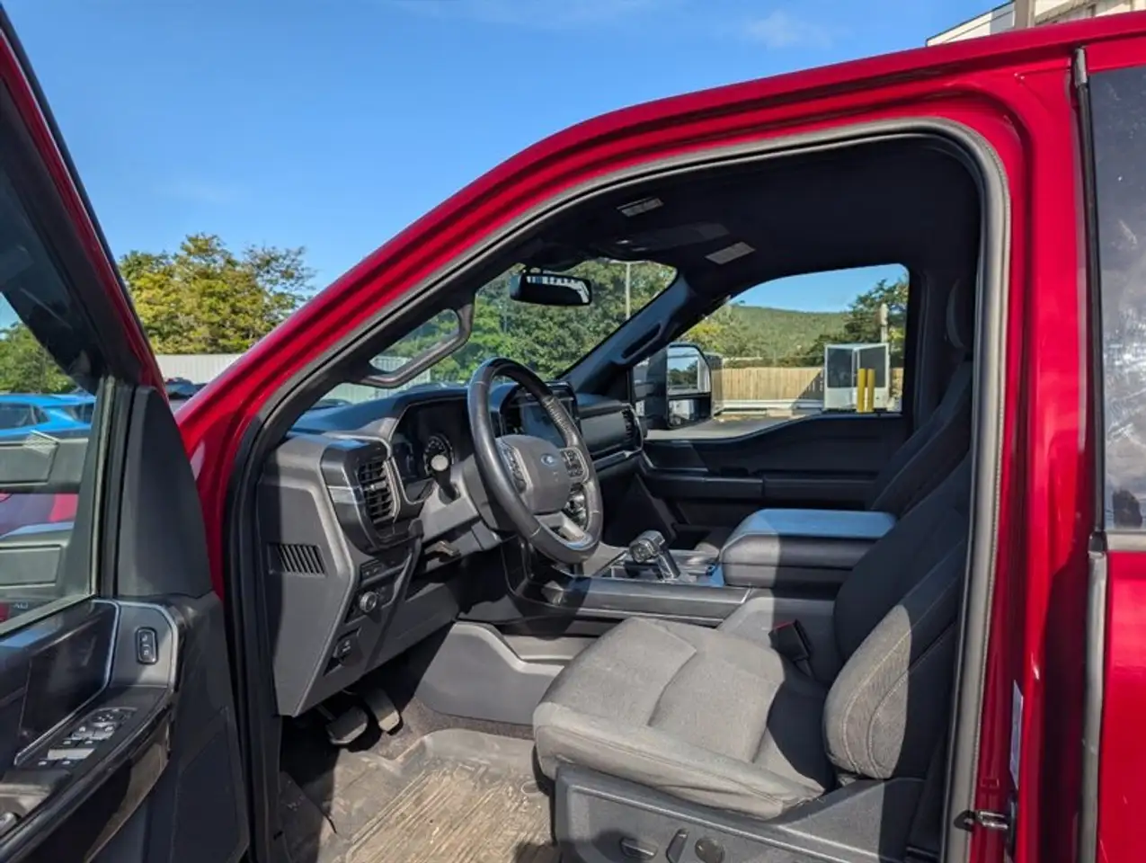 Ford F-150 - Image 10