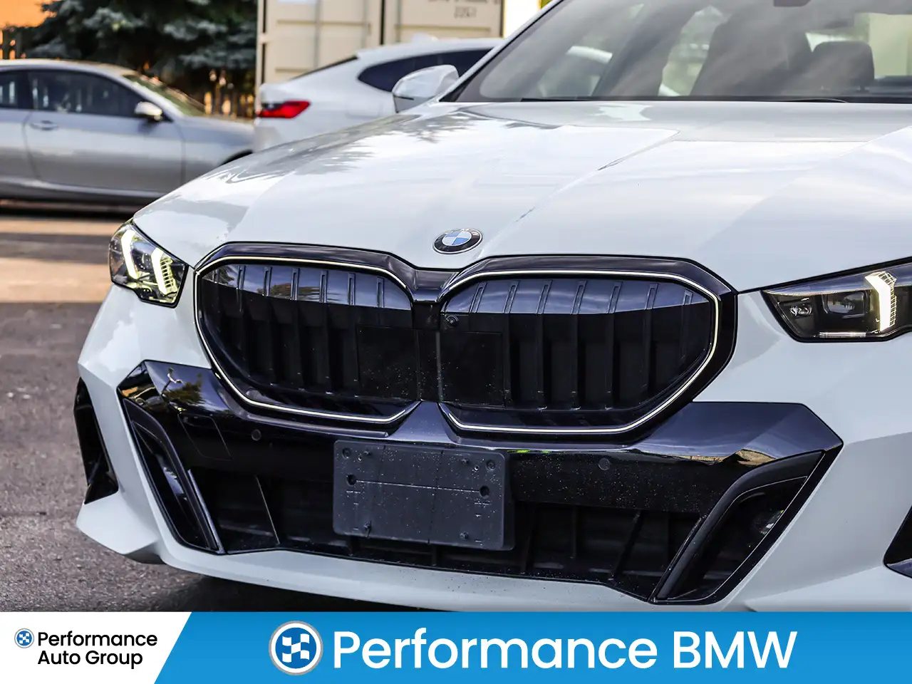 BMW 5 Series - Image 9