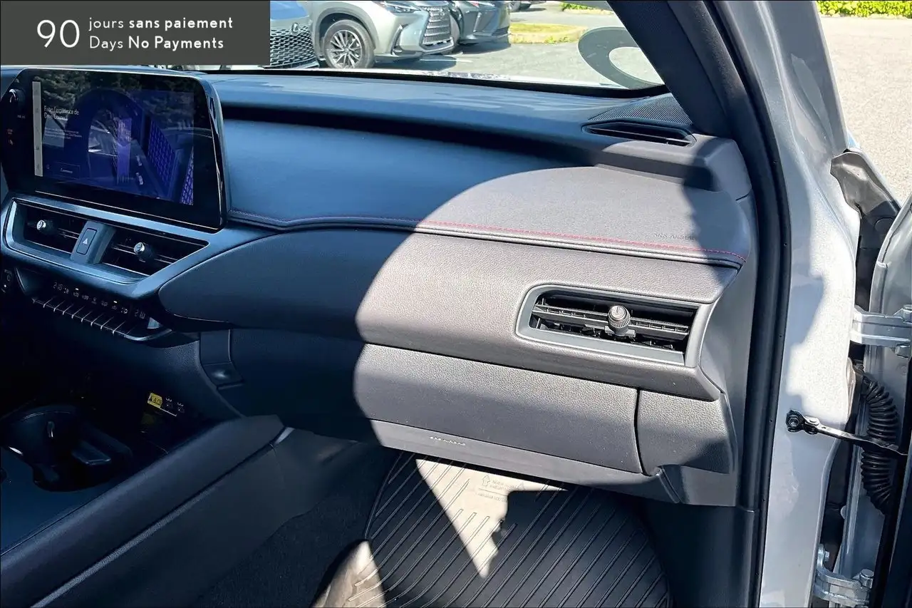 Lexus UX - Image 16
