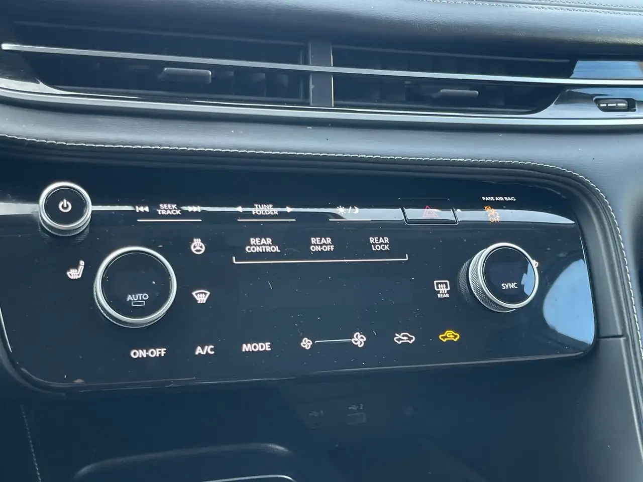 Infiniti QX60 - Image 27
