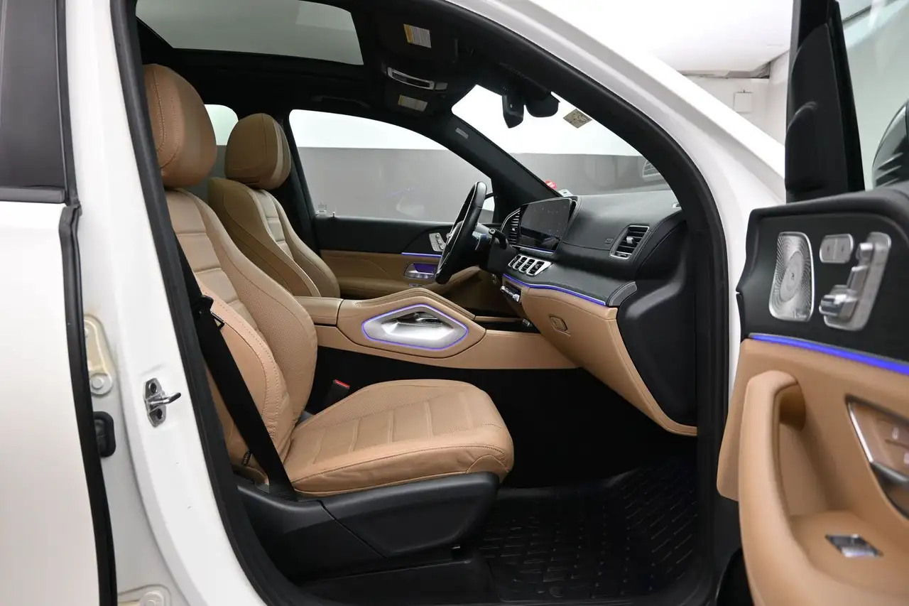Mercedes-Benz GLE - Image 36