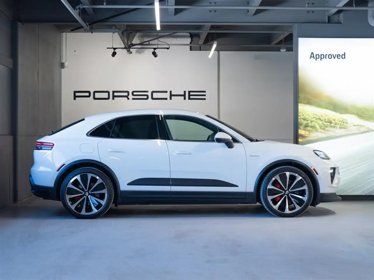Porsche Macan - Image 6