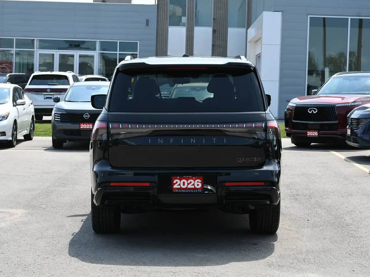 Infiniti QX80 - Image 5