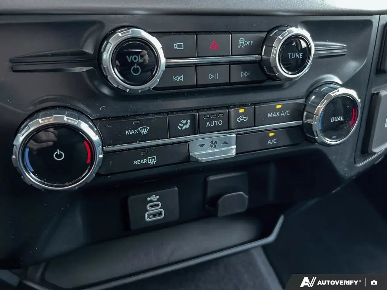 Ford F-150 - Image 20
