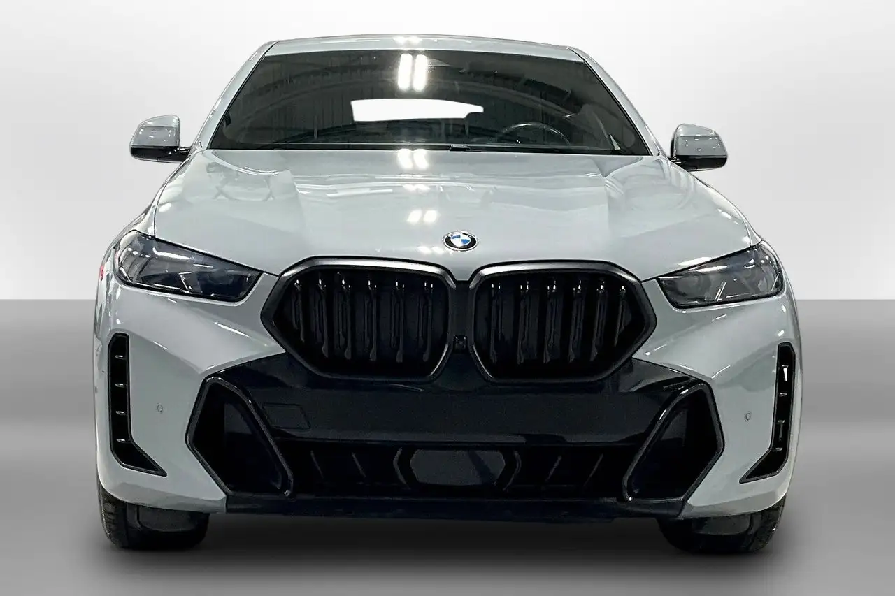 BMW X6 - Image 2