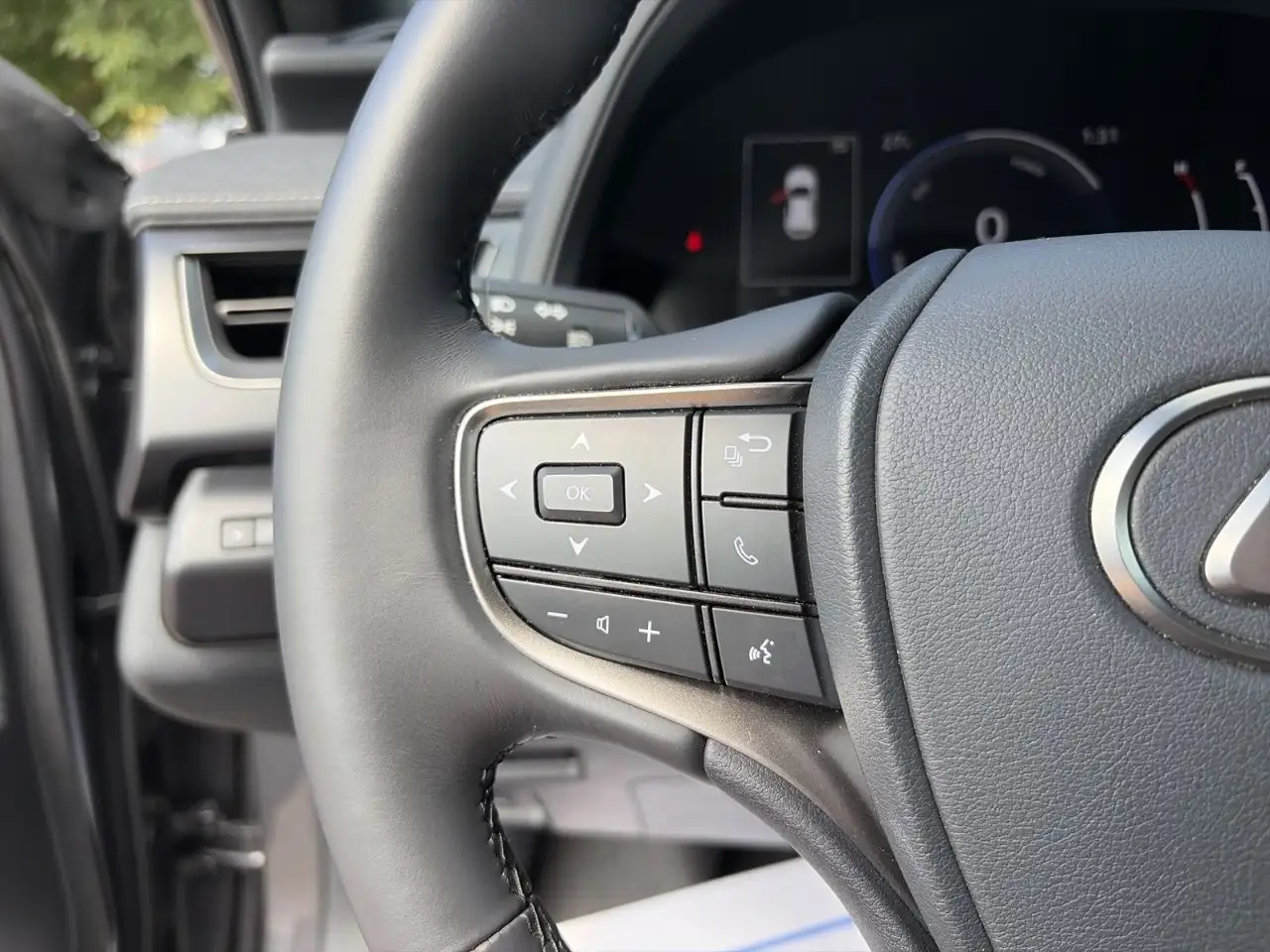 Lexus UX - Image 16