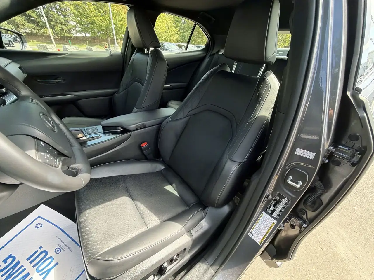 Lexus UX - Image 11