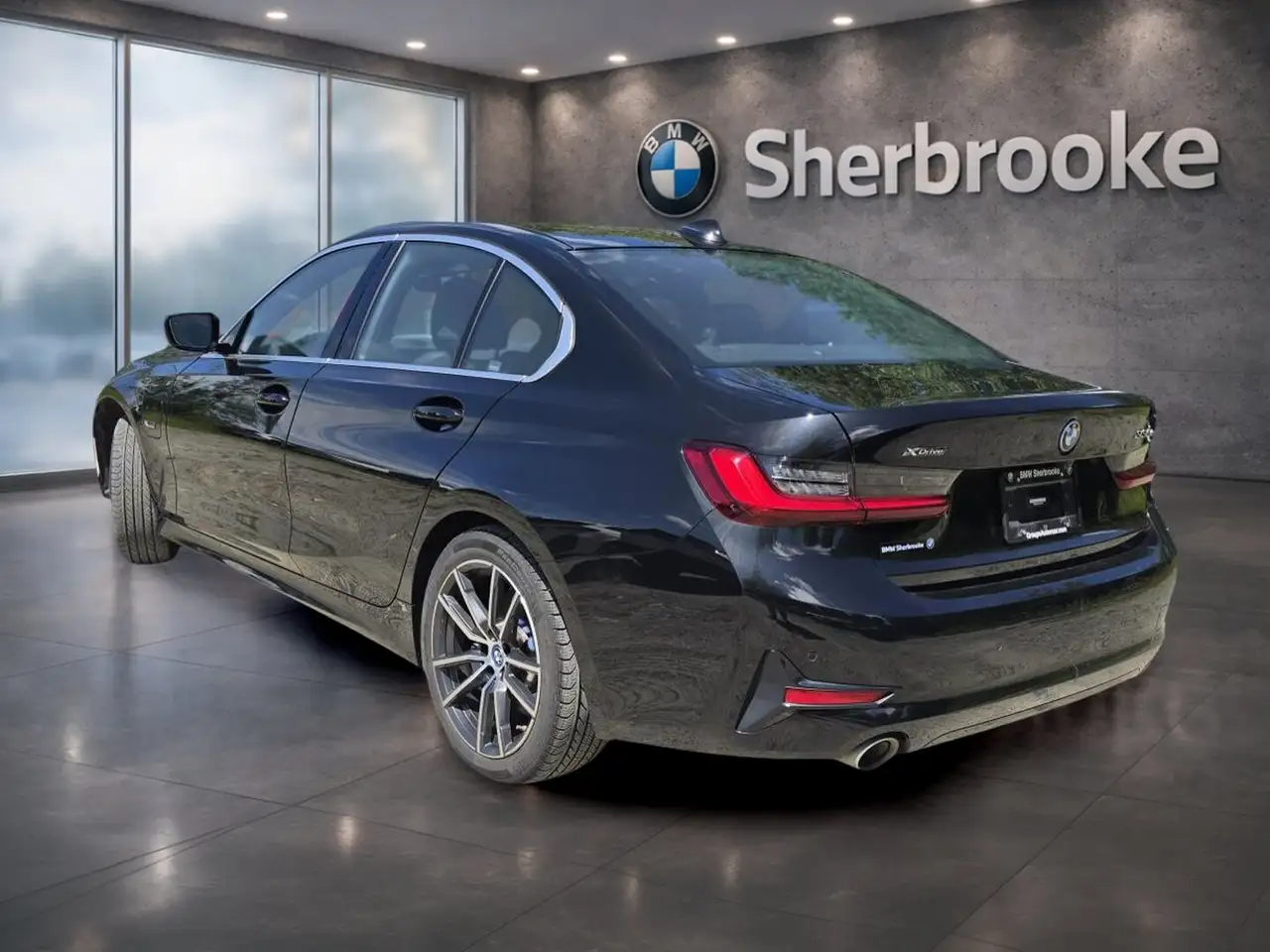 BMW 3 Series - Image 7