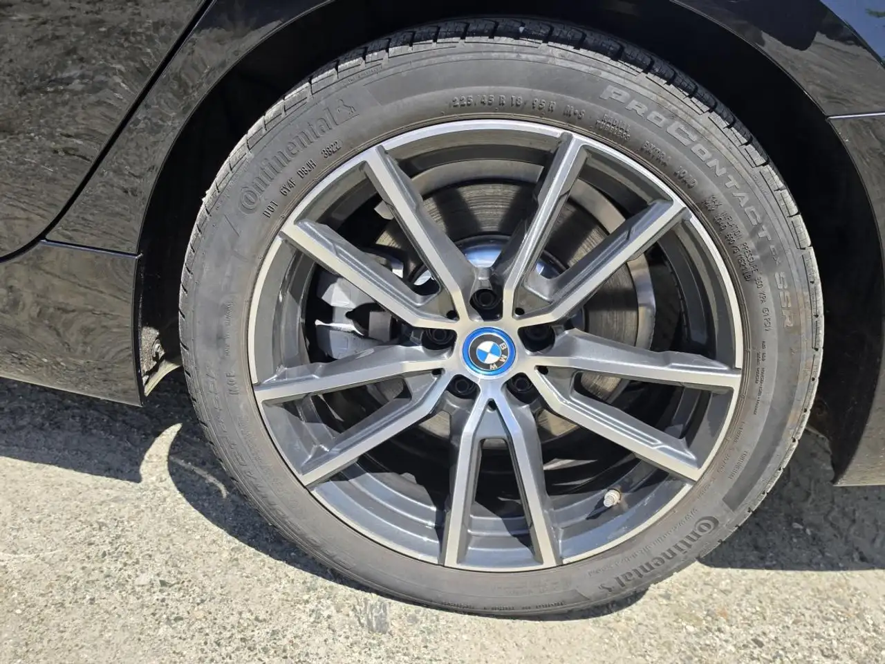 BMW 3 Series - Image 9