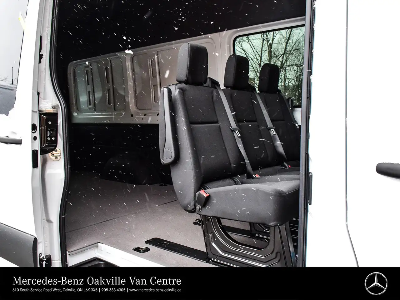 Mercedes-Benz Sprinter - Image 25