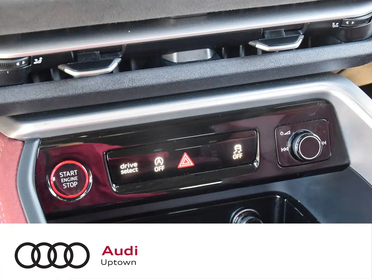 Audi SQ5 - Image 25