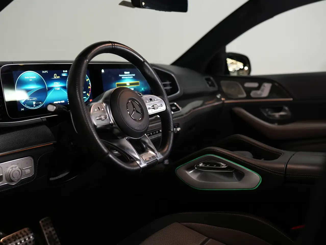 Mercedes-Benz GLE - Image 10